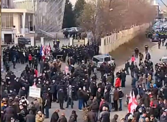 Frontnews image description