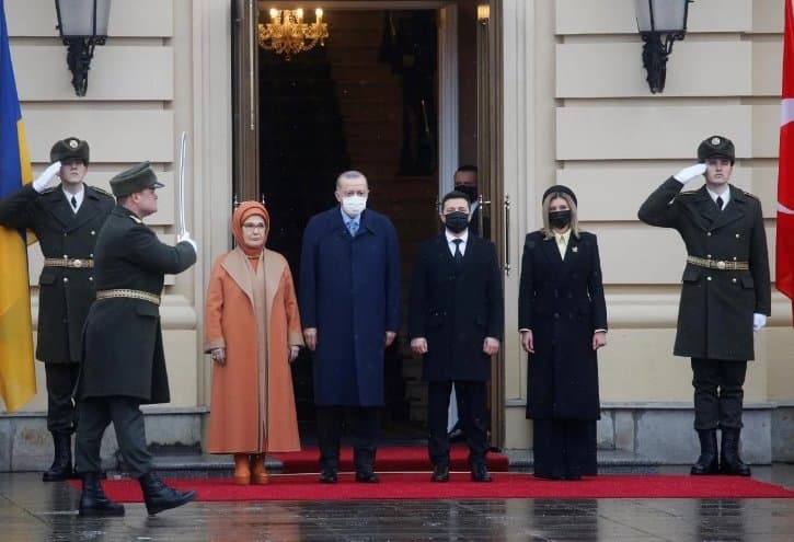 ერდოღანი უკრაინაში ჩავიდა