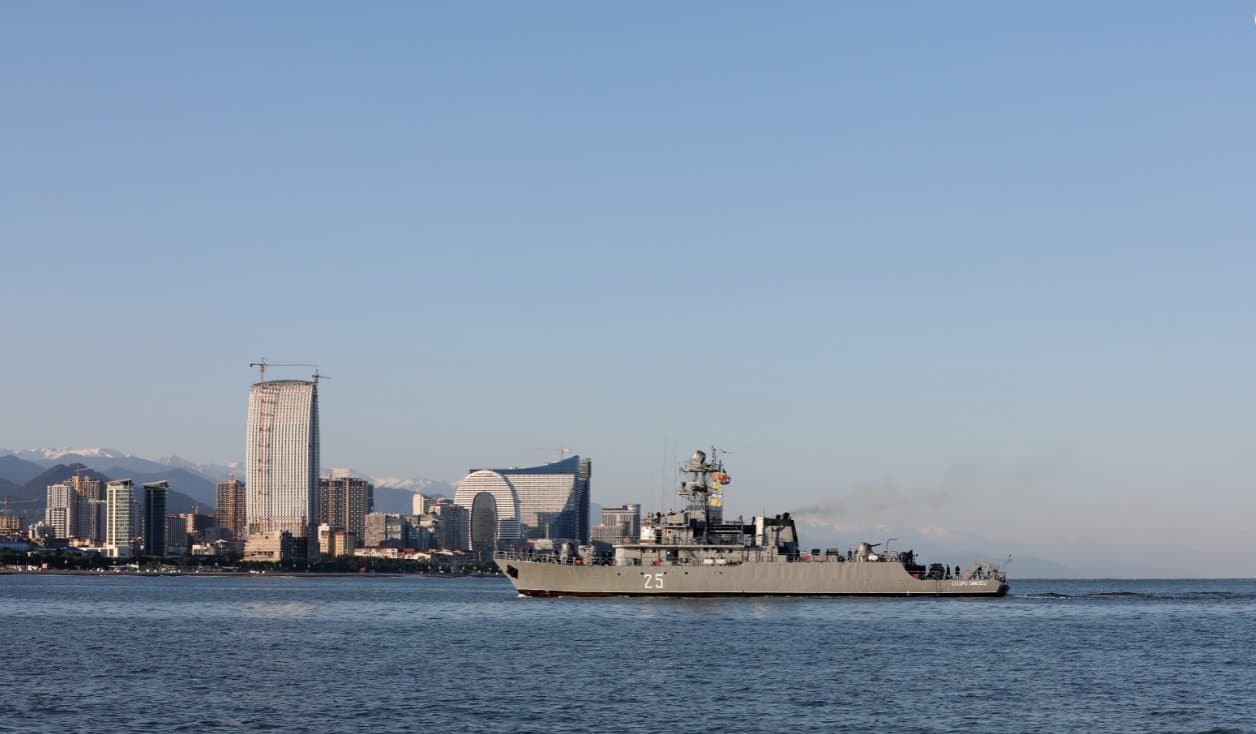 Frontnews image description