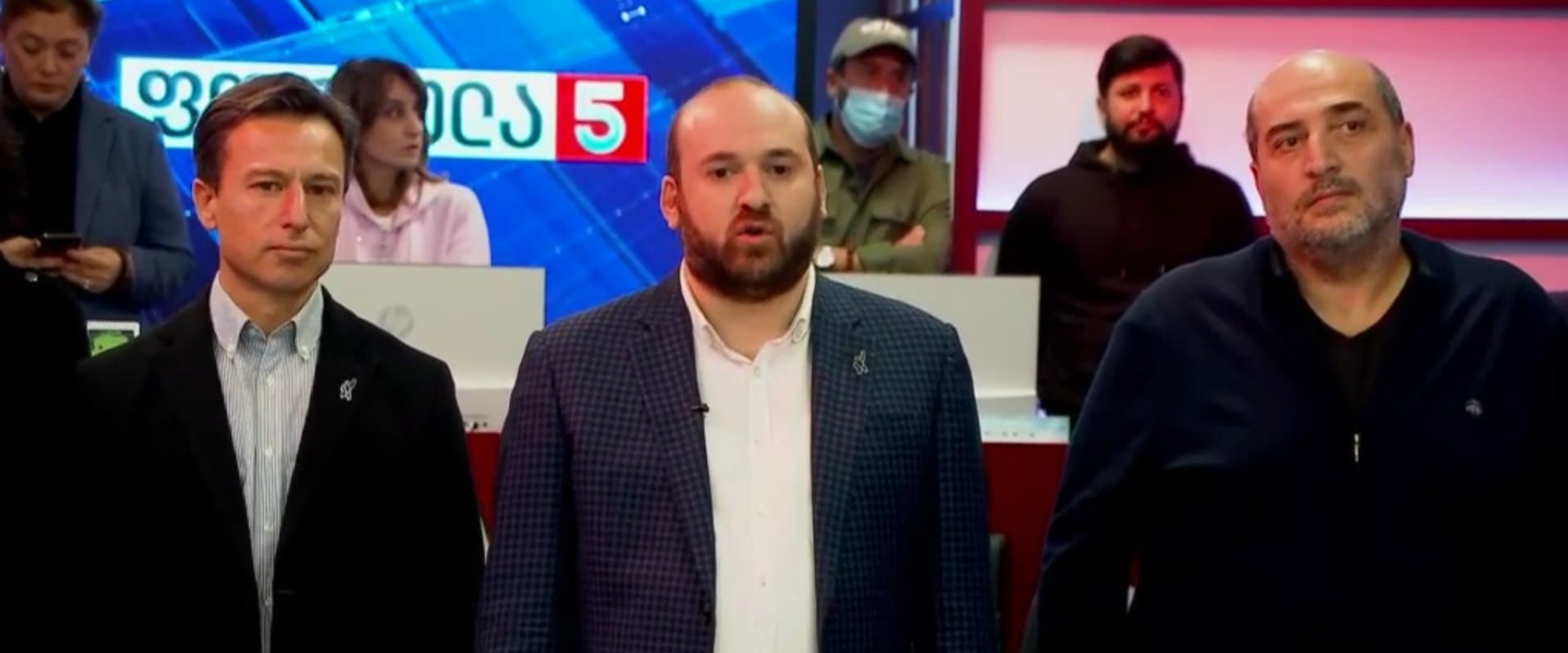 Frontnews image description