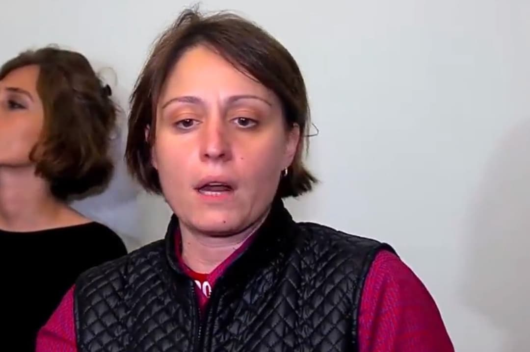 ელენე ხოშტარია – პარლამენტის შენობაში ვიწყებ შიმშილობას იმ მომენტამდე, სანამ მიხეილ სააკაშვილს არ გადაიყვანენ სამოქალაქო კლინიკაში