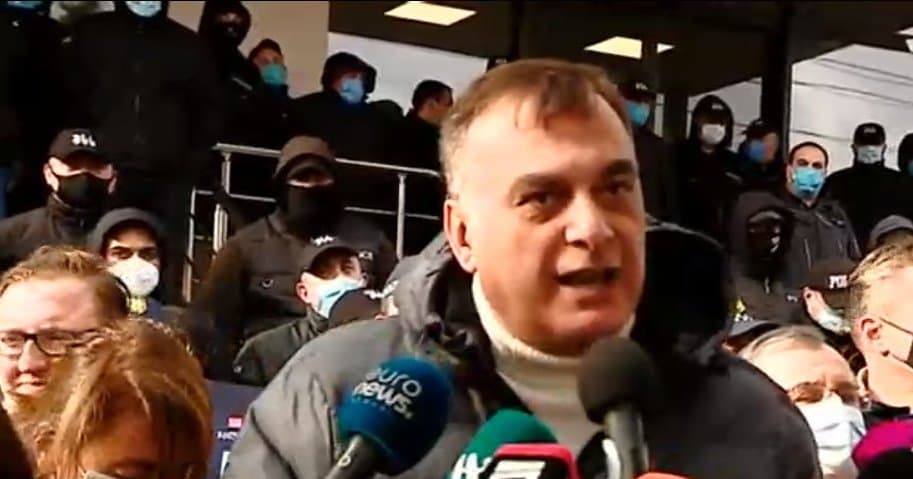 ზაალ უდუმაშვილი – ველოდებით პასუხს ტიკარაძისგან, რომ უახლოეს წუთებში პირადად გასცეს ჩვენს კითხვებს პასუხი