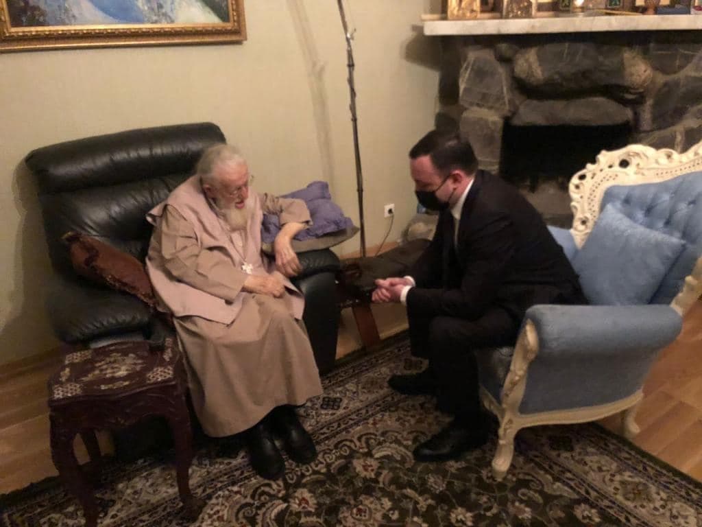 ირაკლი ღარიბაშვილი – დღეს ვესტუმრე პატრიარქს, ვისაუბრეთ ქვეყნისთვის მნიშვნელოვან საკითხებზე, ასევე მსოფლიოში მიმდინარე მოვლენებზე