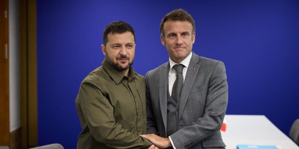 Macron, Zelenskyy discuss western troop potential deployment to Ukraine