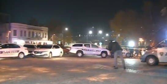 თბილისში ორი ადამიანი დაჭრეს, მათ შორის ერთი პოლიციელია