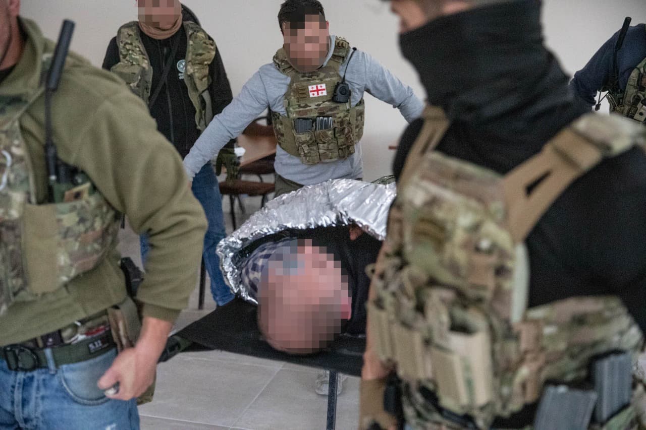 Frontnews image description