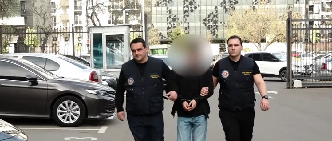 კომპიუტერულ სისტემაში უნებართვო შეღწევის ფაქტზე ორი პირი დააკავეს