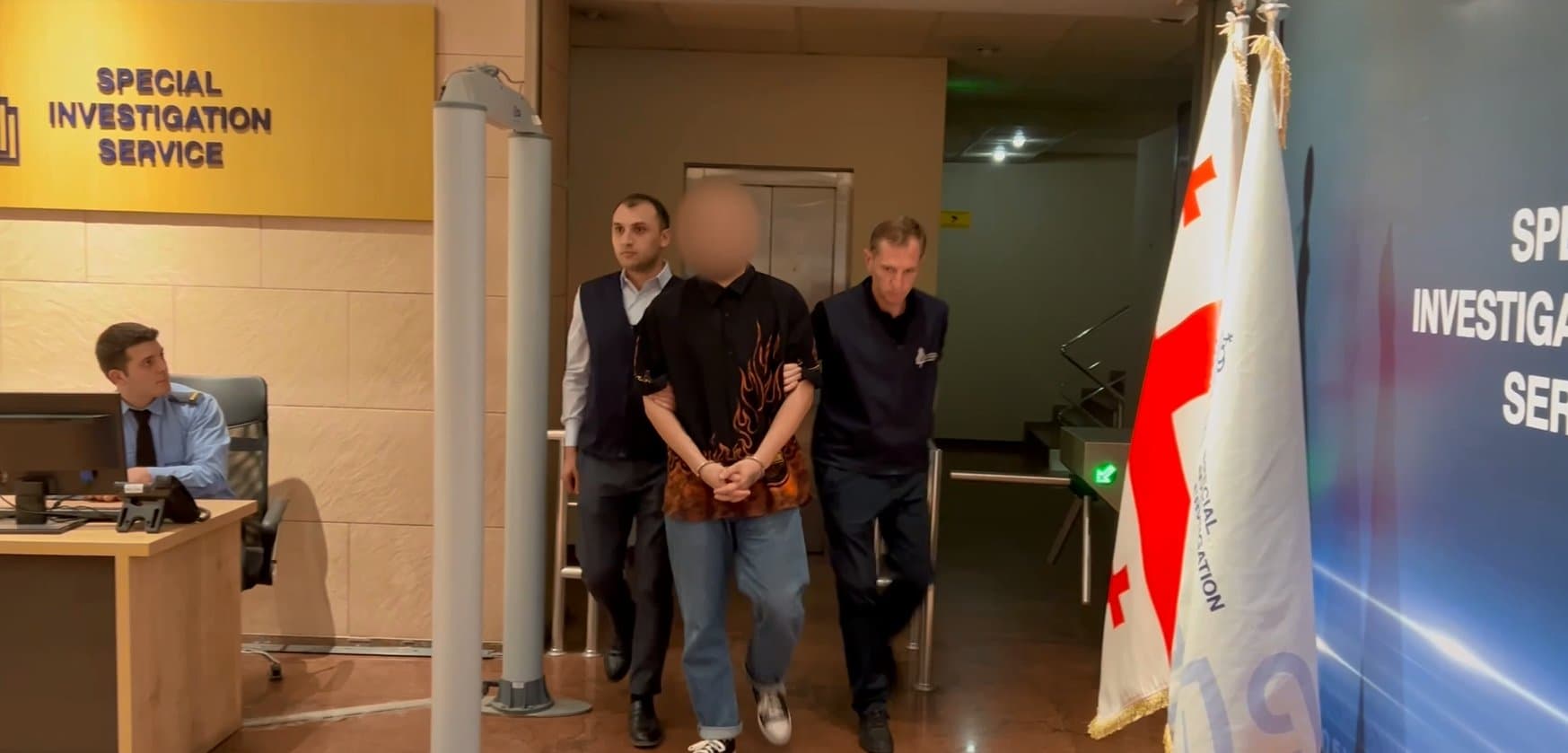 Frontnews image description