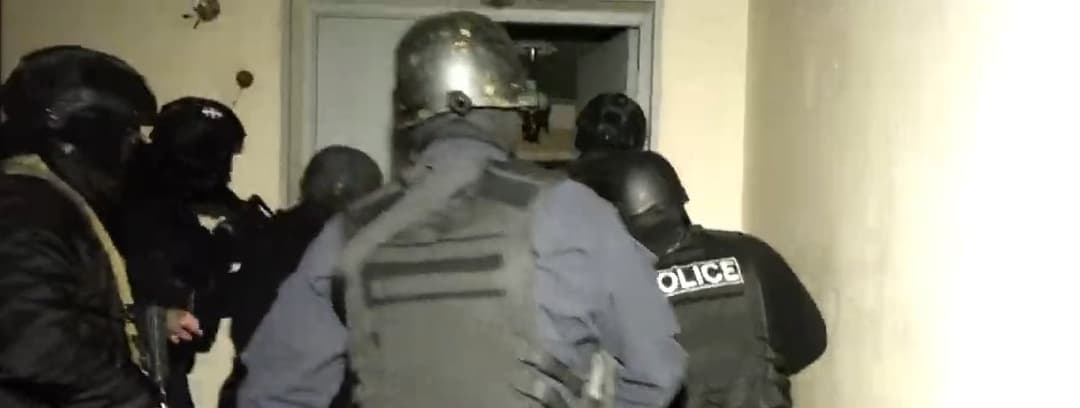 შსს-მ დიდი ოდენობით თანხის გამოძალვის ფაქტი აღკვეთა – დაკავებულია 6 პირი