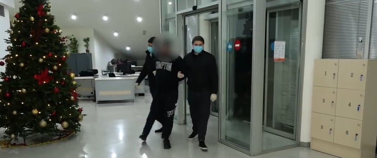 Frontnews image description