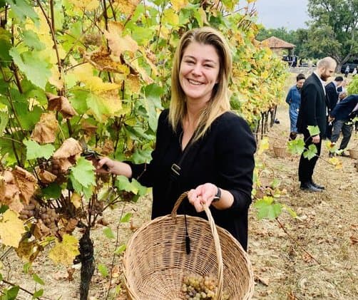 Frontnews image description