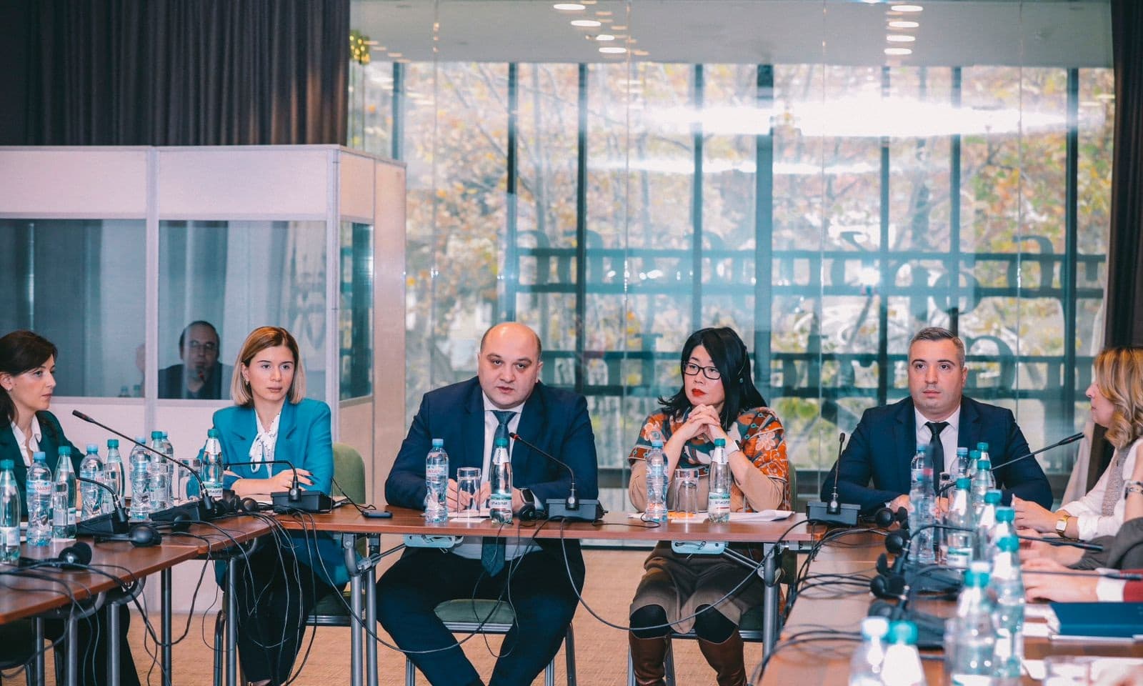 Frontnews image description