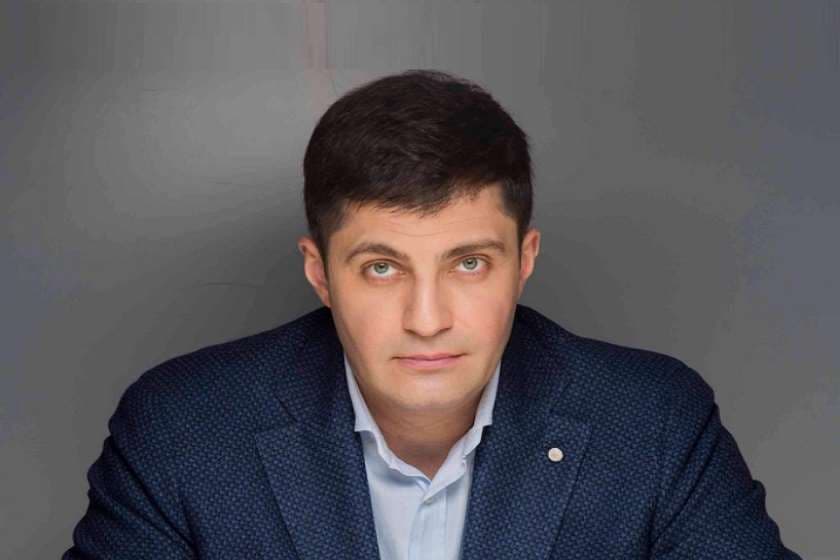 Frontnews image description