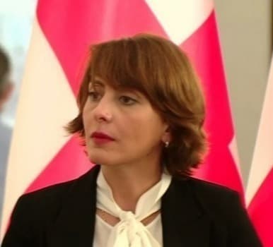 “ყალბ პარლამენტში მონაწილეობას აღარ გავაგრძელებთ, ჩვენ ვიქნებით მოქალაქეებთან, ჟურნალისტებთან ერთად”