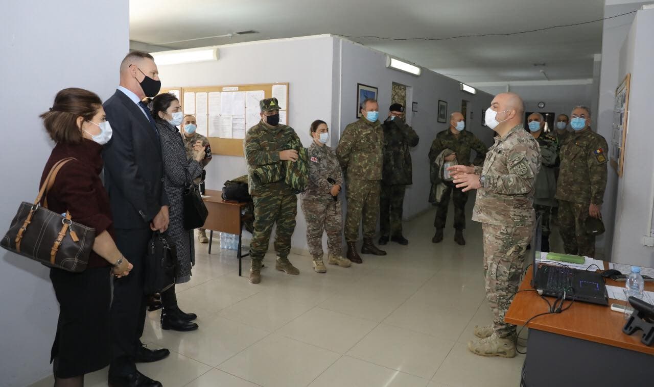 Frontnews image description