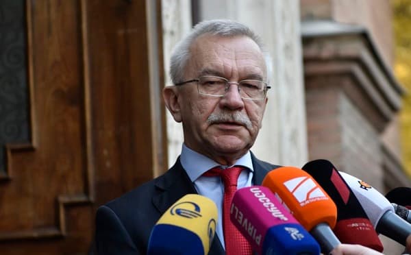 Frontnews image description