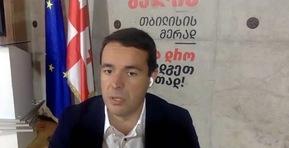 ბაჩო დოლიძე – საერთოდ არ დგას ეს საკითხი დღის წესრიგში, რომ პარტიიდან მოხდა დისტანცია