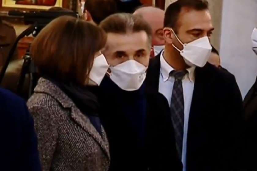 Frontnews image description