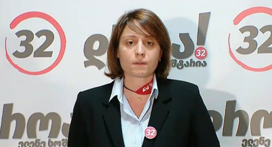 ელენე ხოშტარია ამომრჩეველს ხმების დაცვის მექანიზმს აცნობს