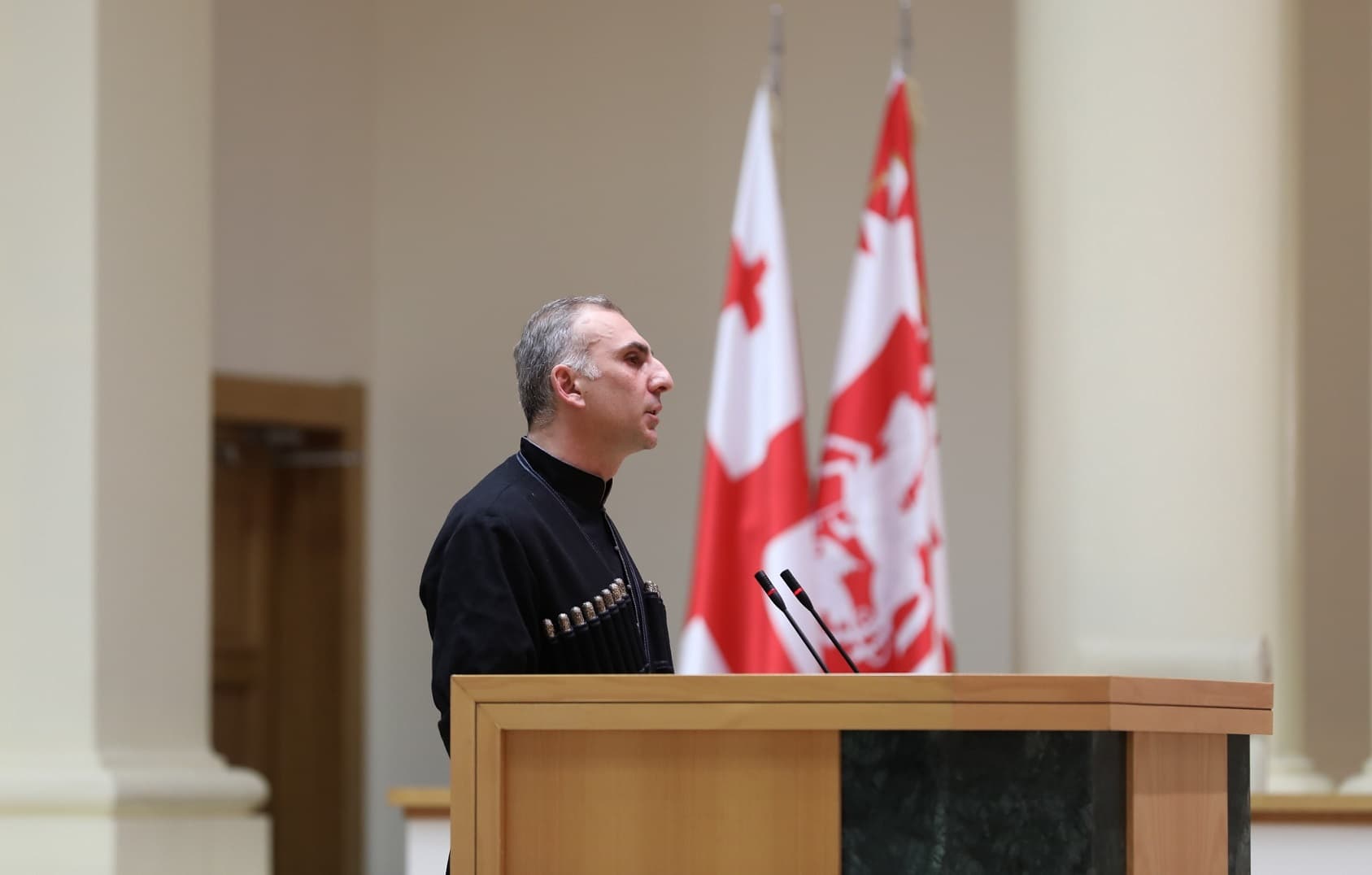 Frontnews image description