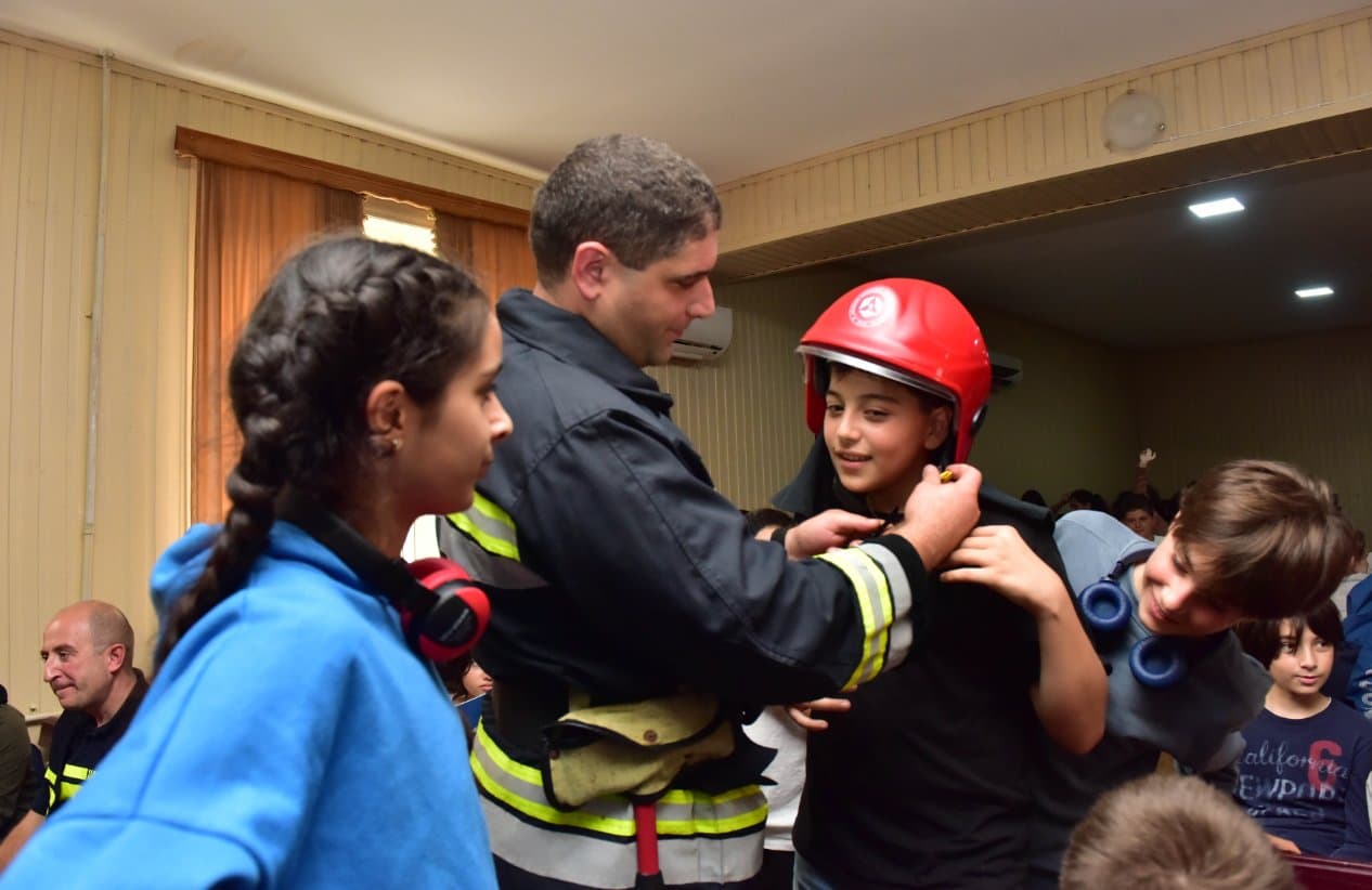 Frontnews image description