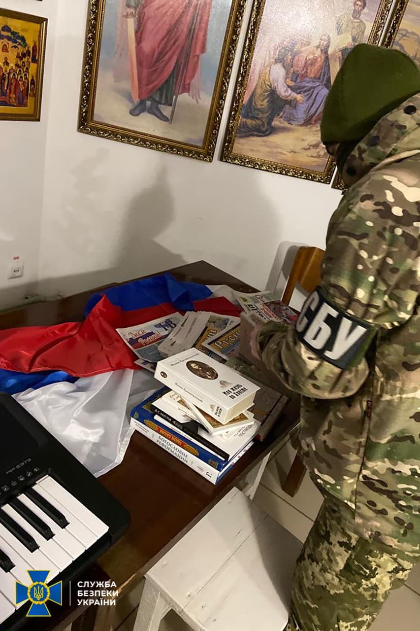 Frontnews image description