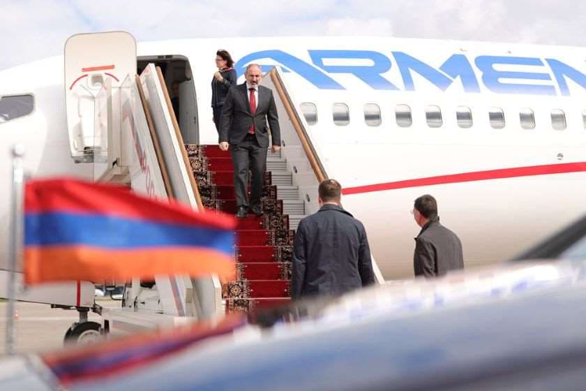 Frontnews image description