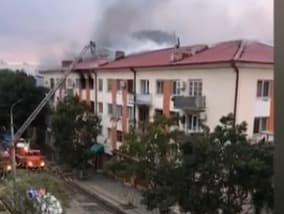 ფოთში საცხოვრებელი კორპუსი იწვის