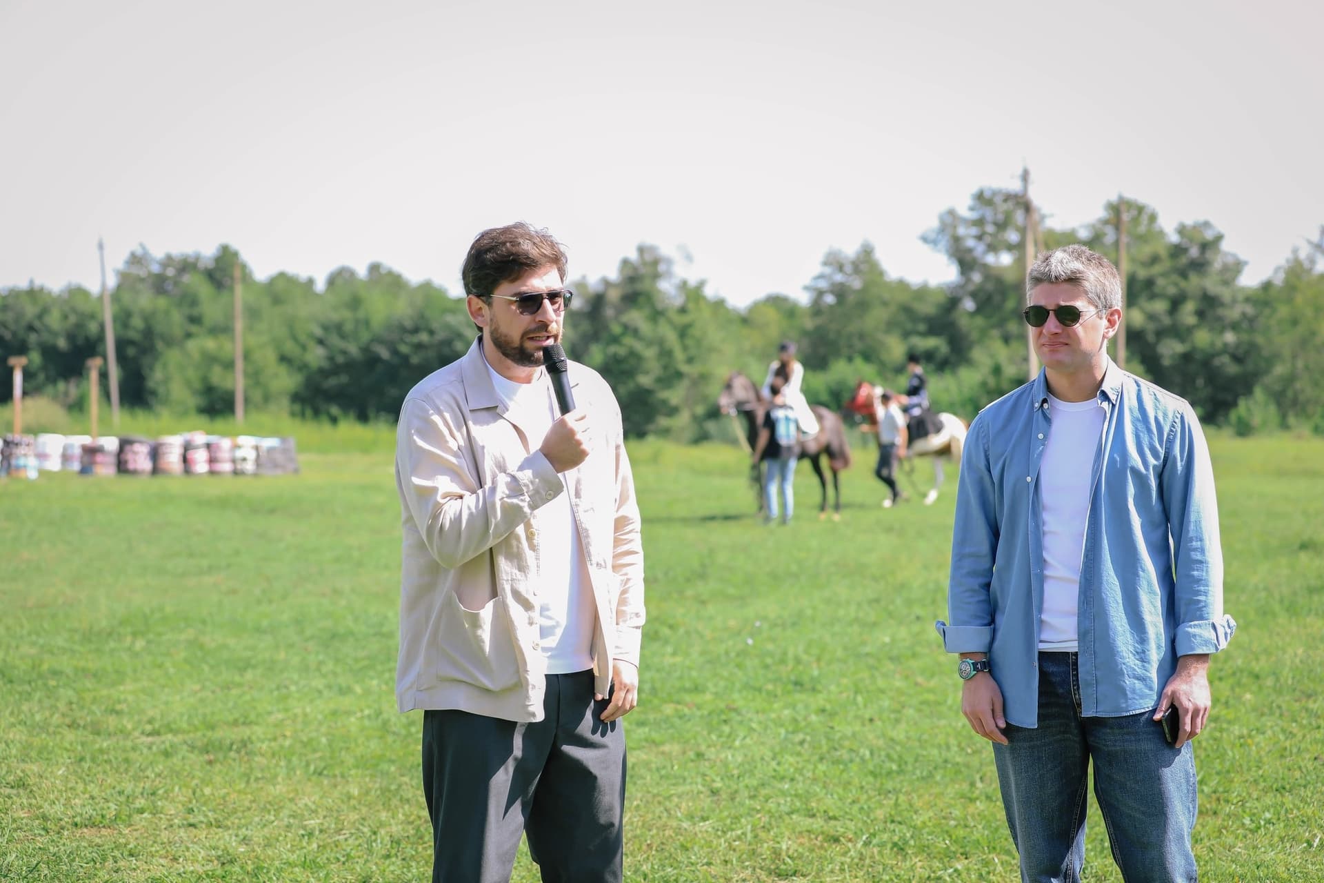 Frontnews image description