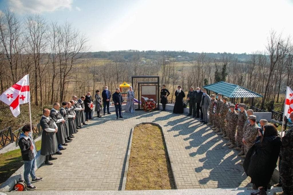 ზედა სიმონეთში აგვისტოს ომში დაღუპული გმირის ალია ბარდაველიძის სახელობის მემორიალი და რეკრეაციული სივრცე მოეწყო
