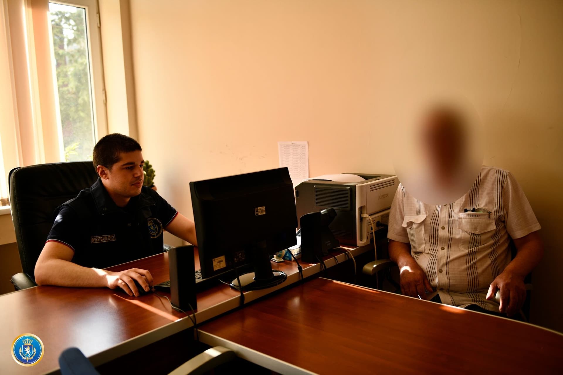 Frontnews image description