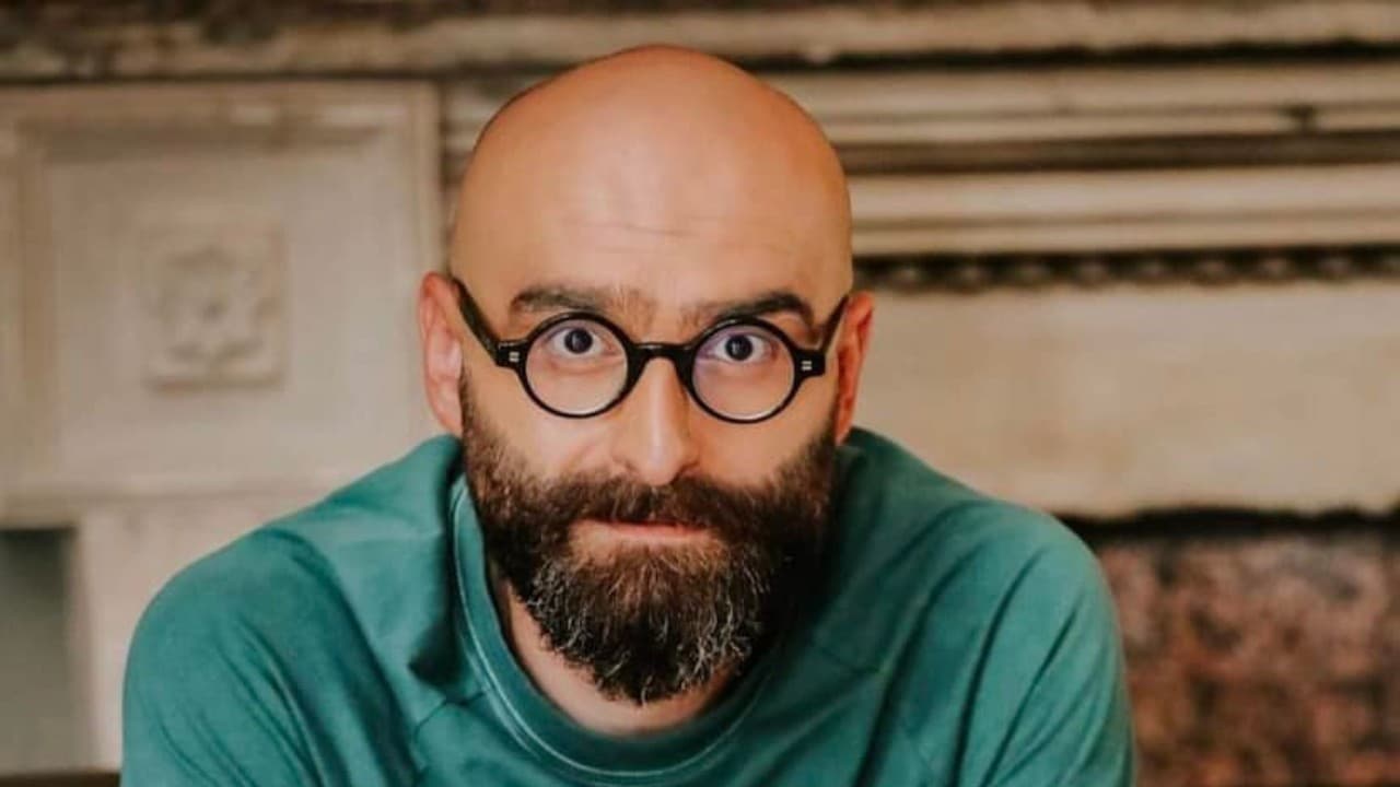 Frontnews image description