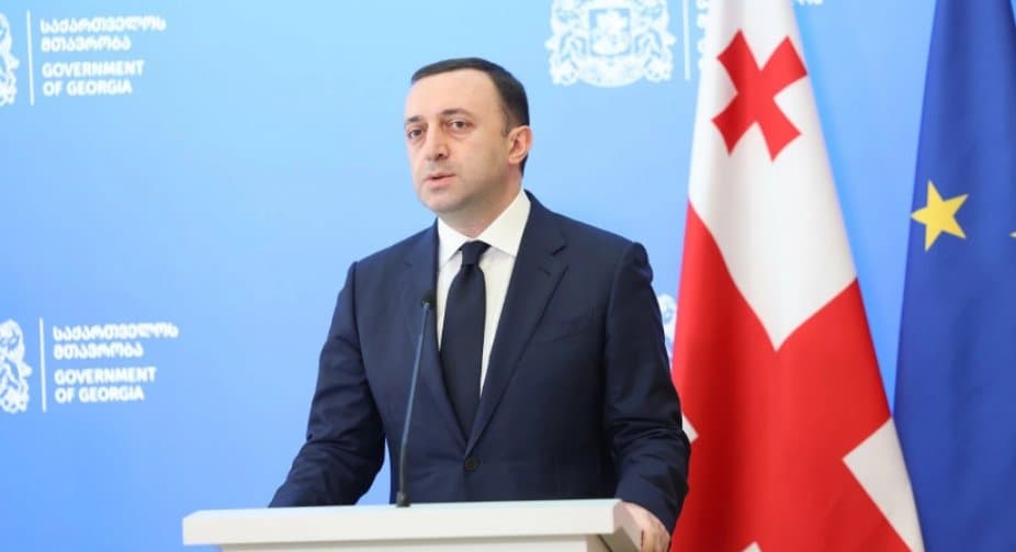 PM invites public to celebrate nation’s EU candidacy