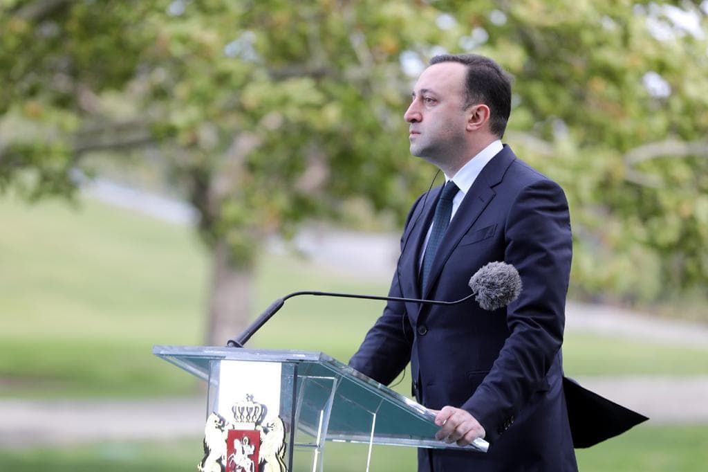 ირაკლი ღარიბაშვილი რიში სუნაკს გაერთიანებული სამეფოს პრემიერ-მინისტრის თანამდებობაზე დანიშვნას ულოცავს