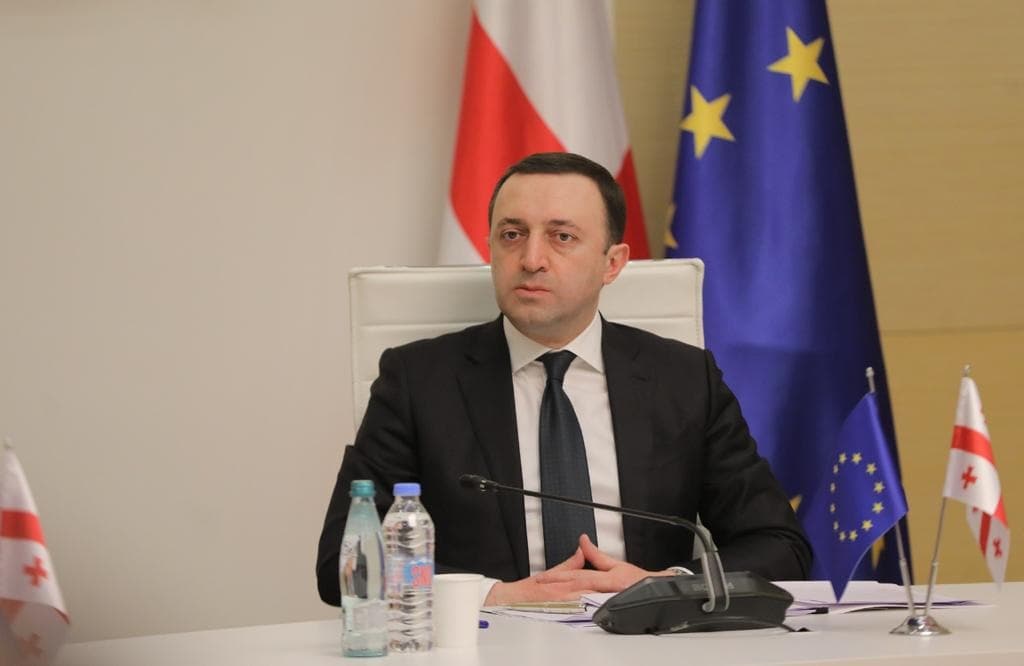 პრემიერის განცხადებით, ორთაჭალაში აშენდება ეკონომიკის სამინისტროს ახალი შენობა, აგრეთვე, რეაბილიტაცია ჩაუტარდება საგარეო საქმეთა სამინისტროს შენობას