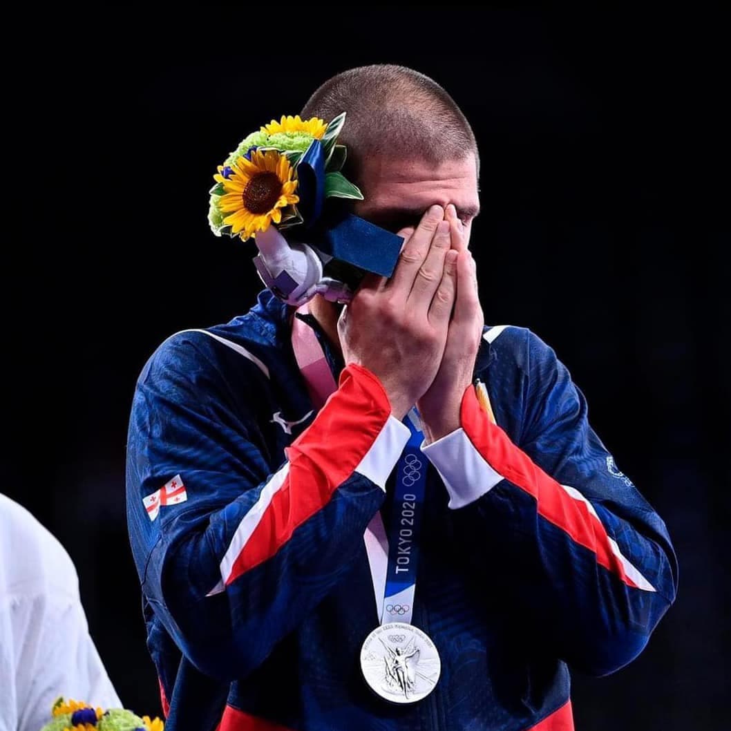 პრემიერი გენო პეტრიაშვილს – გული არ გაიტეხო, გენო! ვამაყობთ შენით, დიდი მადლობა კიდევ ერთი მედლისთვის