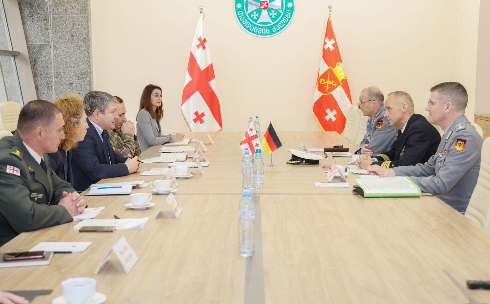 Frontnews image description