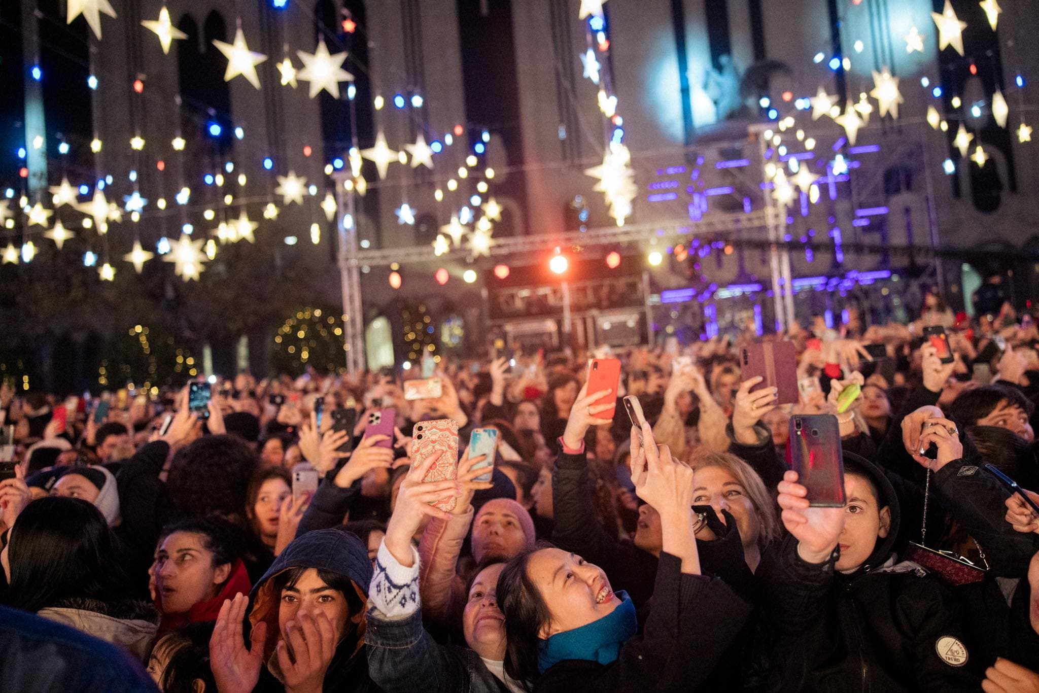 Frontnews image description