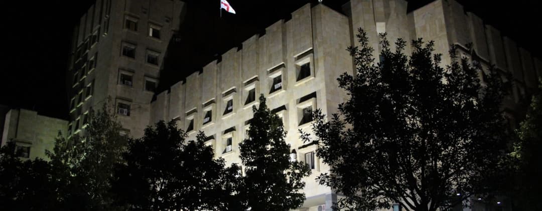 მონაზვნის მიმართ ჯგუფურად, განსაკუთრებული სისასტიკით ჩადენილი გაუპატიურების და ყაჩაღობის ფაქტებზე ბრალდებულებს 20-20 წლით პატიმრობა მიესაჯათ