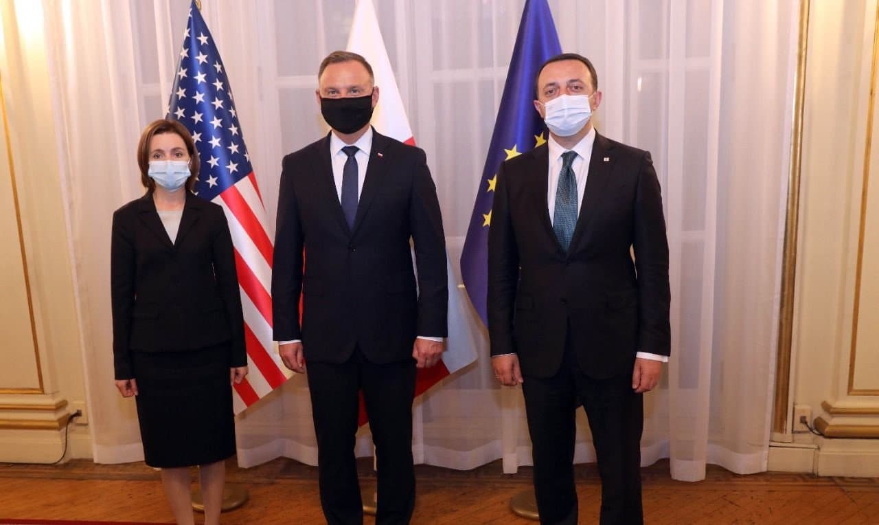 Frontnews image description