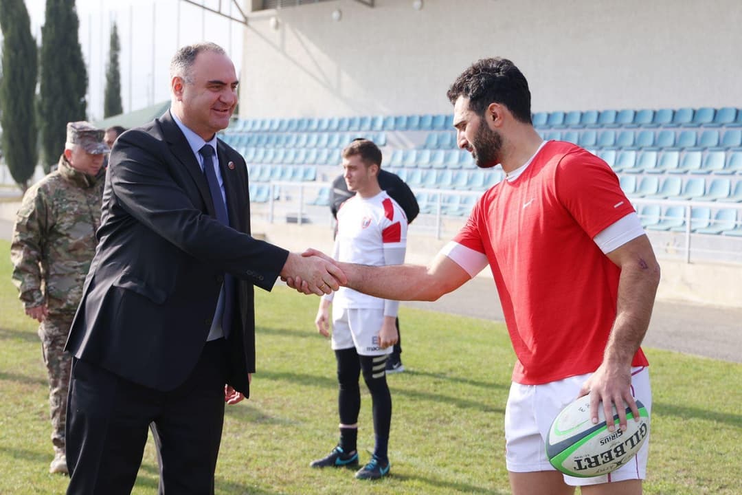 გრიგოლ გიორგაძე თავდაცვის ძალების შვიდკაცა რაგბის ნაკრების ვარჯიშს დაესწრო