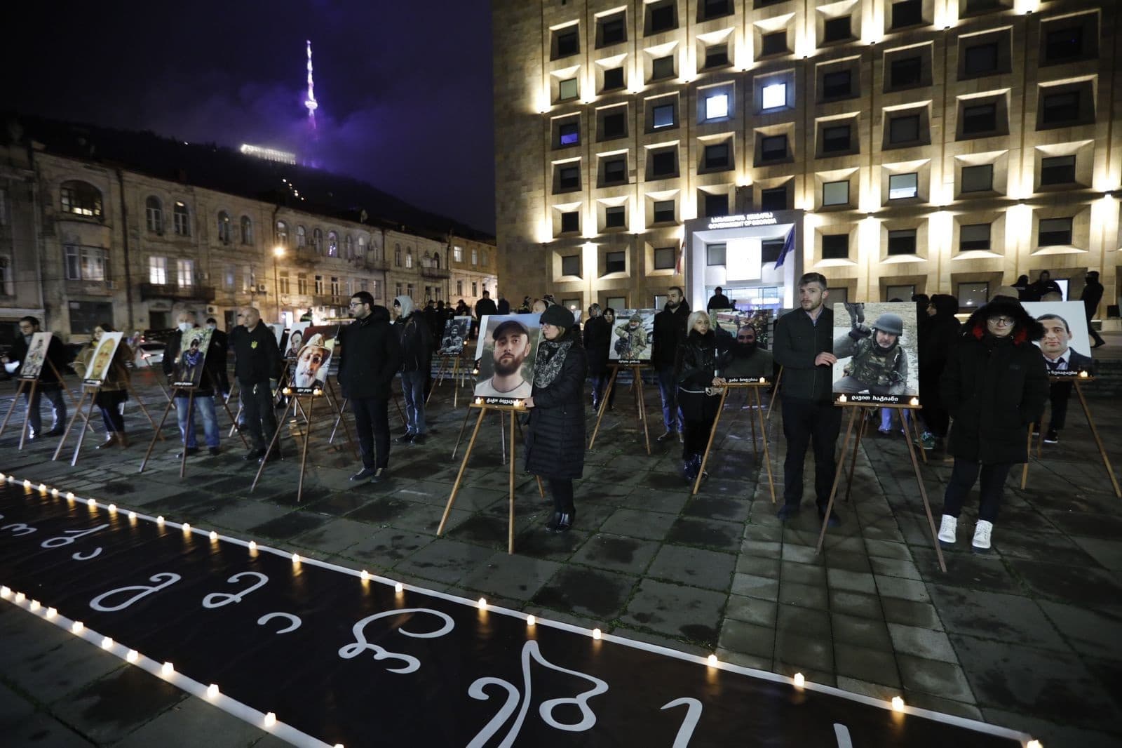 Frontnews image description