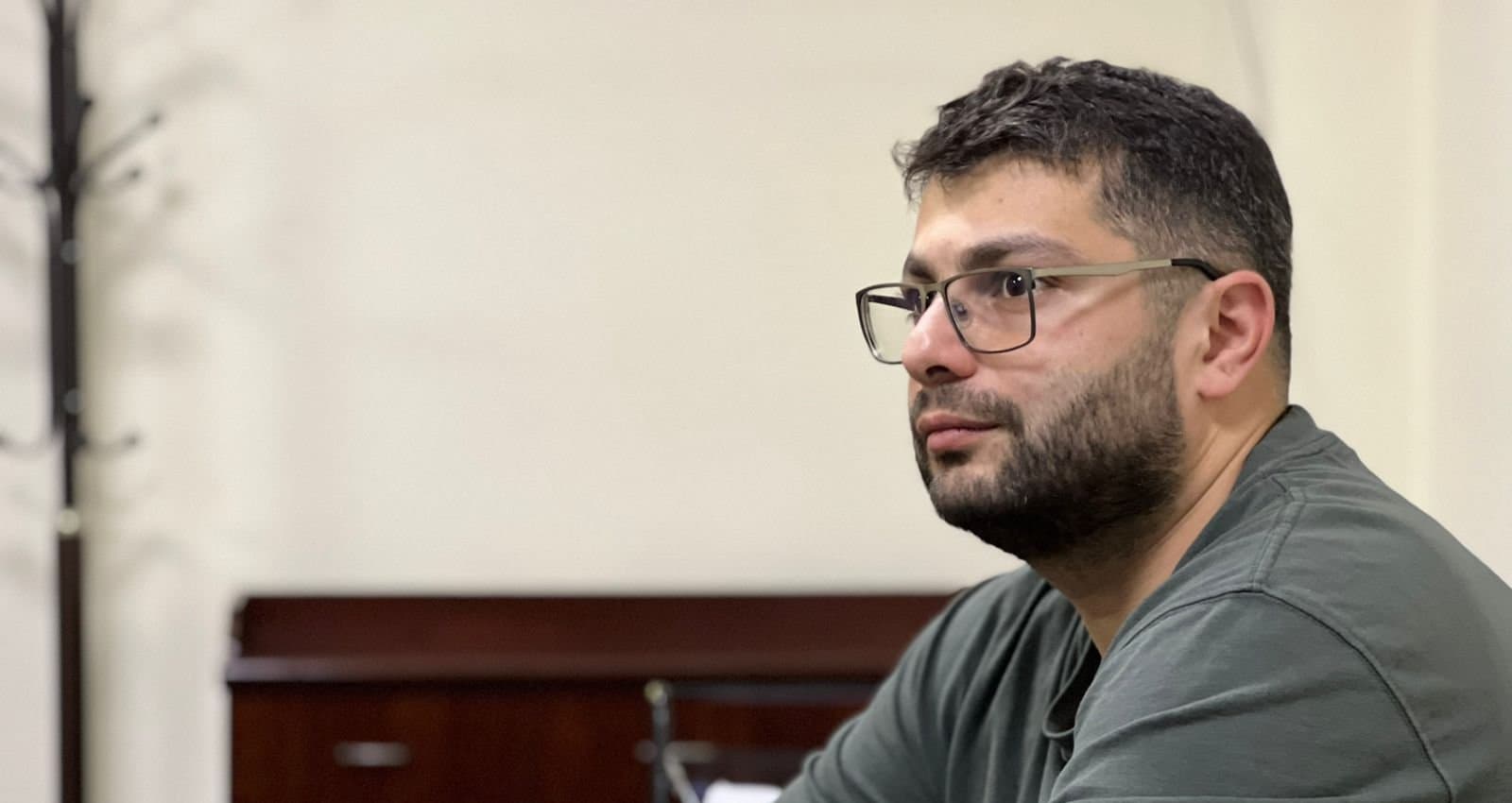 Frontnews image description