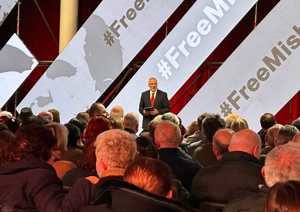 “ნაციონალური მოძრაობის” თბილისის ორგანიზაციის თავმჯდომარედ ზაზა გოგავა აირჩიეს