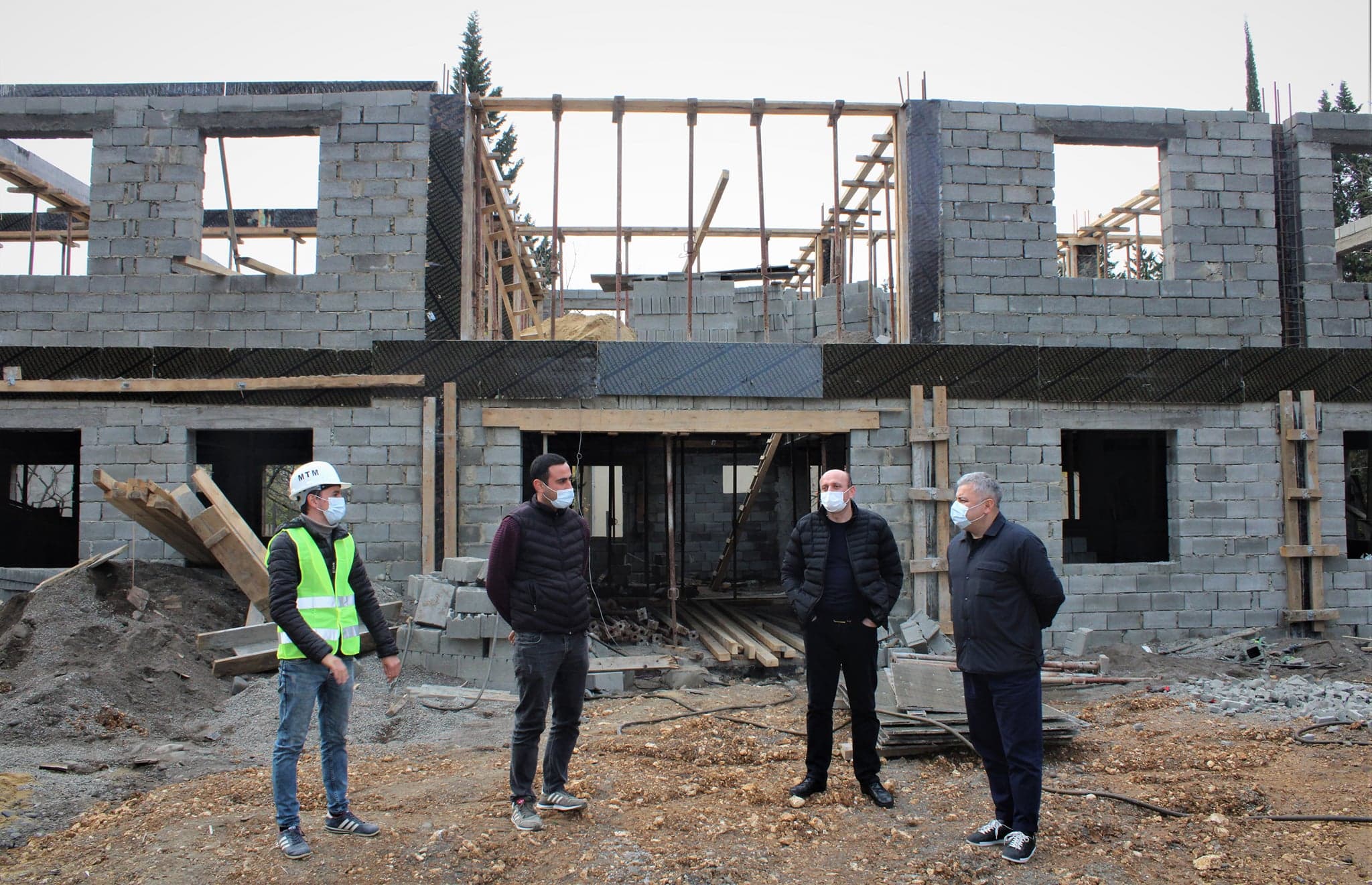 Frontnews image description