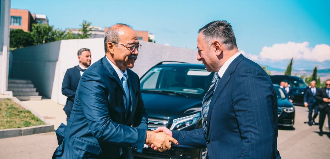 ვახტანგ გომელაურმა უზბეკეთის პრემიერ-მინისტრს ”112”-ში უმასპინძლა