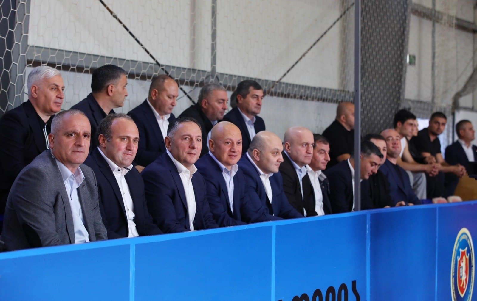 Frontnews image description