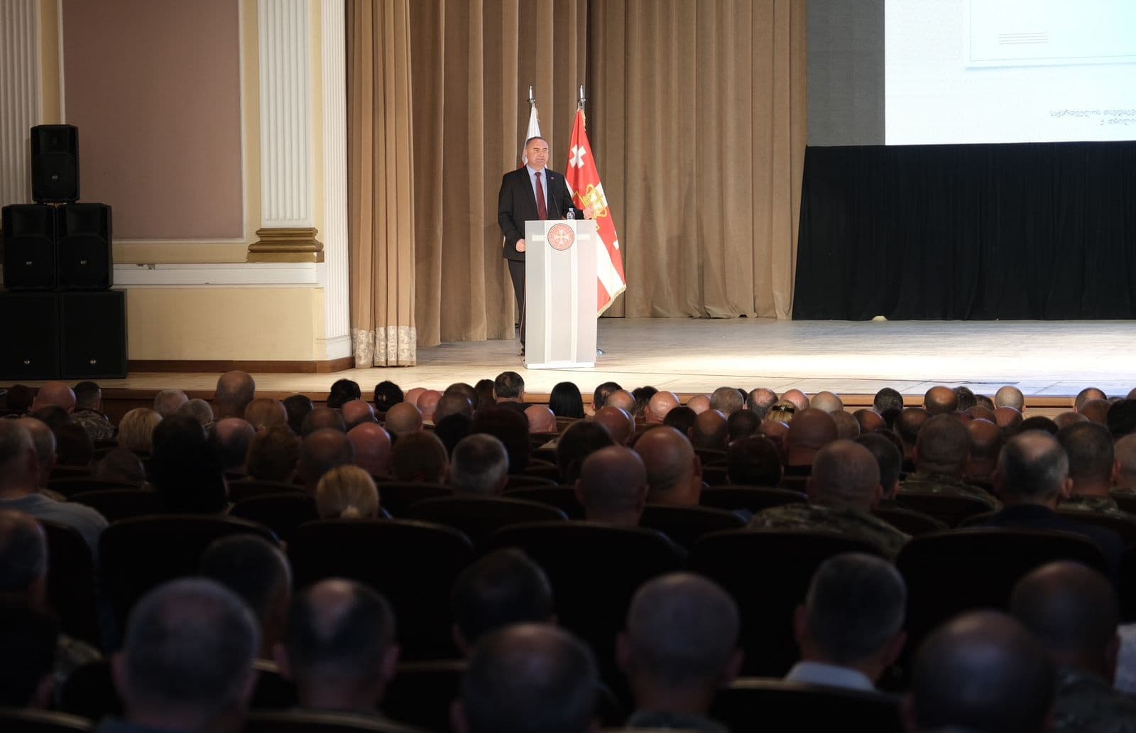 Frontnews image description