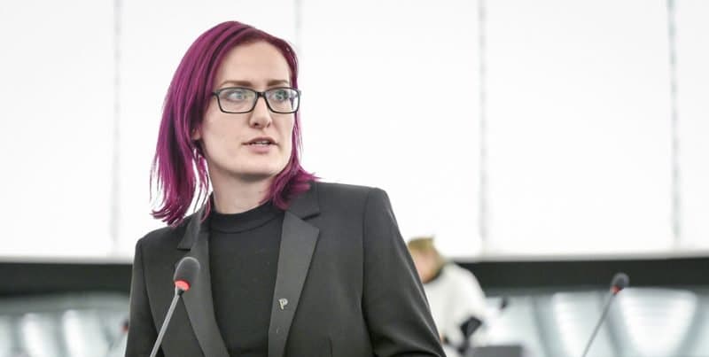 მარკეტა გრეგოროვა – ის ხალხი, ვინც არაადეკვატურებს გვიწოდებს, საქართველოსაც ურთულებს საქმეს