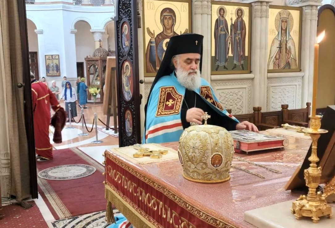 Frontnews image description